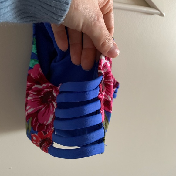 Hollister Floral High Neck Bathing Suit Top - Picture 2 of 5